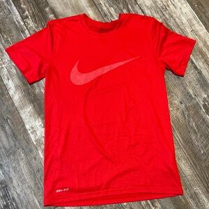 Men’s S Nike Red Dri-FIT T-Shirt